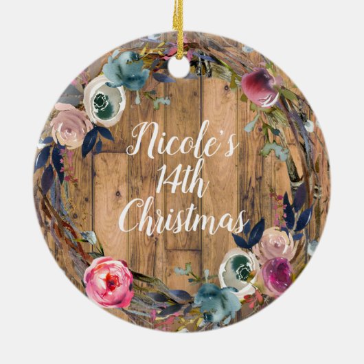 Rustieke houten stok Bloemenkrans gepersonaliseerd Keramisch Ornament (Achterkant)