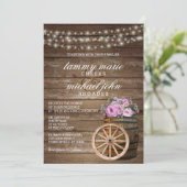 Rustieke houten vat bruiloft met  roze bloemen kaart (Staand voorkant)