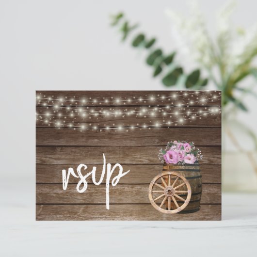 Rustieke houten vat en roze bloemenkool - RSVP (Staand voorkant)