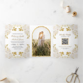 Rustieke Ivoren Bloem Koper Glitter QR Code Trouwe Drieluik Uitnodiging (Binnen)