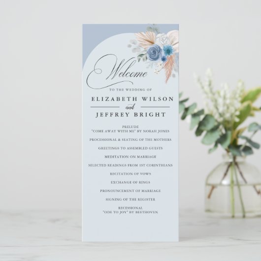 Rustieke kalligrafie Boho Dusty Blue Pampas bruilo Programmakaart (Staand voorkant)