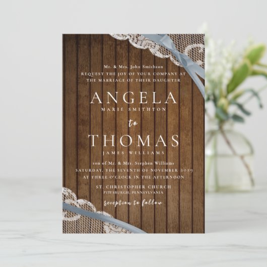 Rustieke kant en schuur hout bruiloft kaart (Staand voorkant)