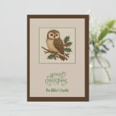 Rustieke kerst uil met Holly bladeren Feestdagenkaart (Staand voorkant)