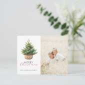 Rustieke Kerstboom in Mand Foto Feestdagenkaart (Staand voorkant)