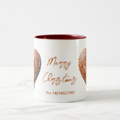 Rustieke kerstkoekje versierd met traditionele tweekleurige koffiemok (Center)