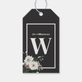 Rustieke Kerstmis Zwart & Wit Monogram Pine Cadeaulabel (Voorkant)