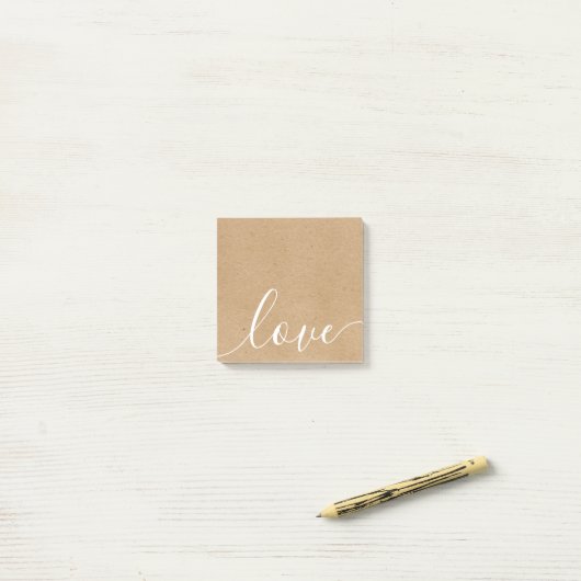 Rustieke Kraft Elegante Script Liefde Post-it® Notes (Op bureau)