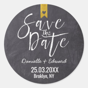 Rustieke krijtbord typografie goud Save the Date Ronde Sticker
