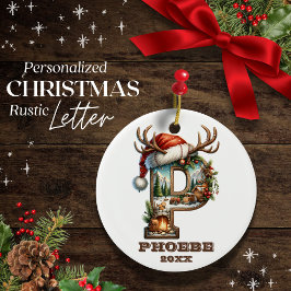Rustieke letter P met feestelijke winterkajuitscèn Keramisch Ornament