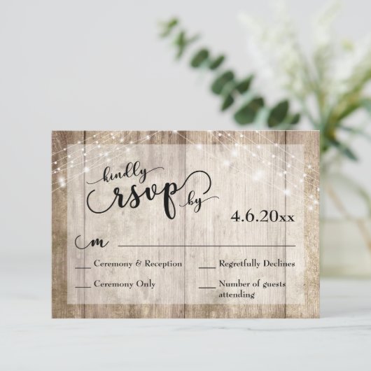 Rustieke lichtbruine houten & lichten Trouw-RSVP 3 RSVP Kaartje (Staand voorkant)