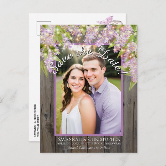 Rustieke Lilacs op Hout Foto Bruiloft Save the Dat Aankondigingskaart (Voorkant / Achterkant)