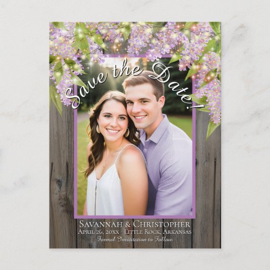Rustieke Lilacs op Hout Foto Bruiloft Save the Dat Aankondigingskaart (Voorkant)