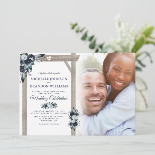 Rustieke Marine & Dusty Blue Floral Fotobruiloft Kaart (Staand voorkant)