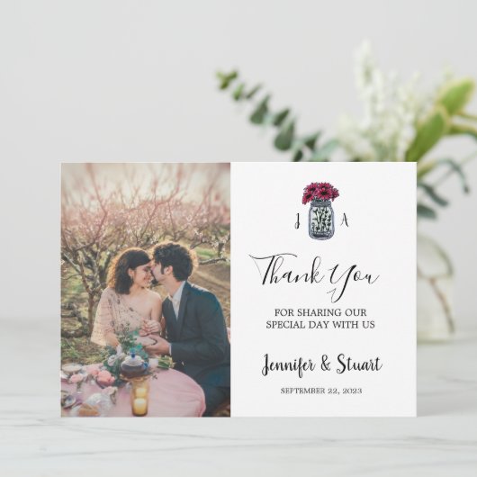 Rustieke metselaarpot monogrammed foto bruiloft bedankkaart (Staand voorkant)