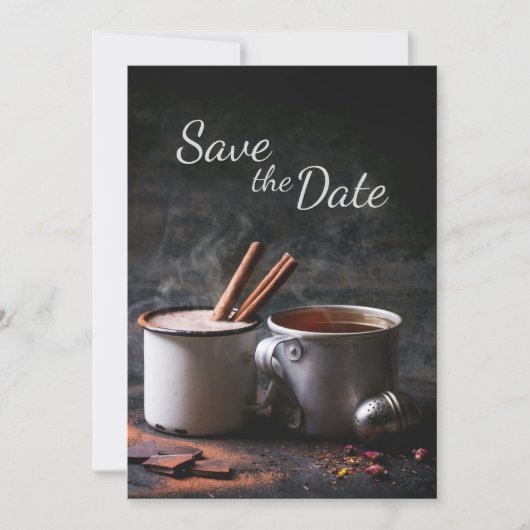 Rustieke mok thee en warme chocolade save the date kaart (Voorkant)