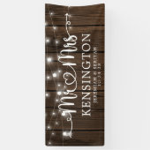 Rustieke Mr Mrs Hart Script Letters Houten Trouwfe Spandoek (Verticaal)