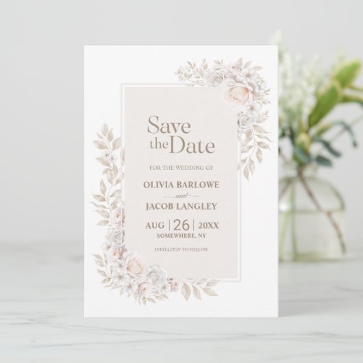 Rustieke Neutral Floral Wedding Save the Date Kaart (Staand voorkant)