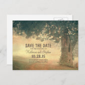 Rustieke oude boom en string lichten redden de dat aankondigingskaart (Voorkant / Achterkant)