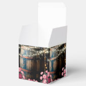 Rustieke outdoor grillige Whiskey Barrel bruiloft Bedankdoosjes (Geopend)