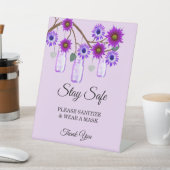 Rustieke paarse bloemen metselaar pot bruiloft vei reclamebord met voetstuk (Insitu)