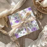 Rustieke Paarse Bloemen Waterverf Patroon Inpakpapier Vel<br><div class="desc">Dit originele waterverf kunstwerk heeft een herhalingspatroon van delicate paarse bloemen en zacht saliegroen eucalyptus, waardoor een mooi en veelzijdig ontwerp ontstaat. Perfect voor bruiloften, jubilea, verjaardagen en andere vieringen, dit patroon voegt een vleugje botanische elegantie toe aan elke gelegenheid. De met de hand geschilderde details en het harmonieuze kleurenpalet...</div>