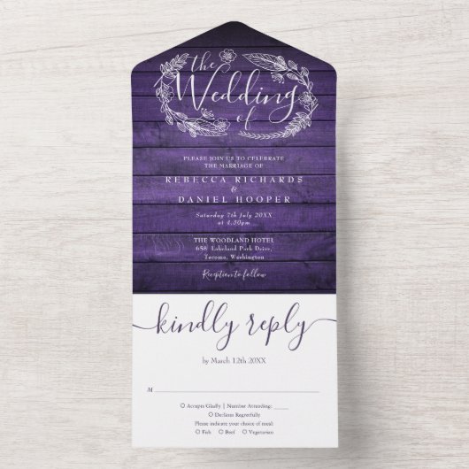 Rustieke Paarse houten script Monogram Bloemen bru All In One Uitnodiging (Binnen)