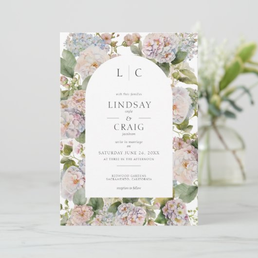 Rustieke Pastel Hydrangea Floral Monogram Wit Kaart (Staand voorkant)