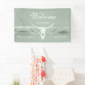 Rustieke Pastel Sage Groene Westerne Koe Schedel W Spandoek (Insitu)