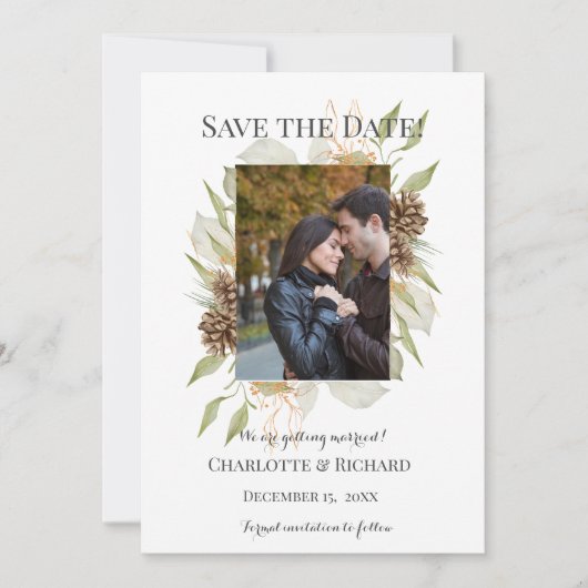 Rustieke Pinecones Verloving Foto Opslaan van de D Save The Date (Voorkant)