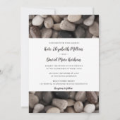 Rustieke Rivierstrand Zeezijde Kiezels Bruiloft Kaart (Achterkant)