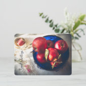 Rustieke rode appels, bloemen en lint feestdagenkaart (Staand voorkant)