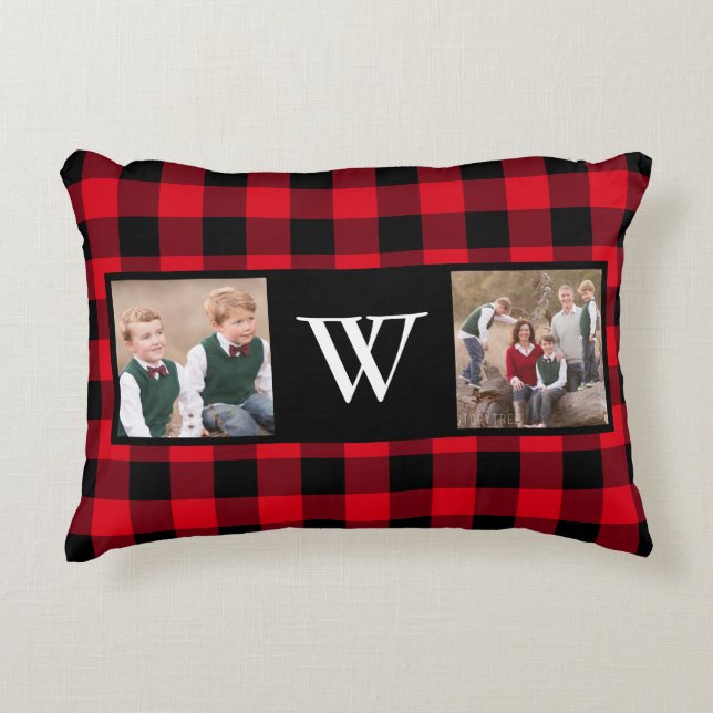 Rustieke Rode Buffel Plaid Fotocollage Monogram Accent Kussen (Voorkant)