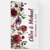 Rustieke rode en roze bloemige gepersonaliseerde b spandoek (Verticaal)