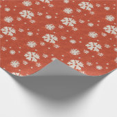 Rustieke Rode  Sneeuwvlok Kerst Cadeaupapier (Hoek)