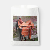 Rustieke Romance: zadel op het hek bruiloft Bedankzakje (Voorkant)