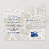 Rustieke Royal Blue Floral Burlap Save the Date Aankondigingskaart (Achterkant)