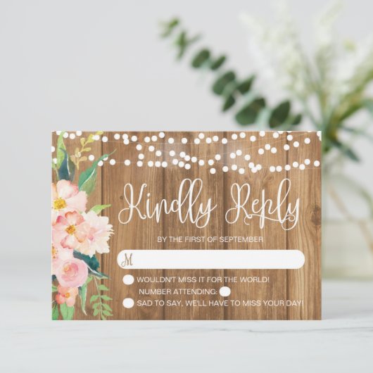 Rustieke Roze Bloemen en Hout Bruiloft RSVP (Staand voorkant)