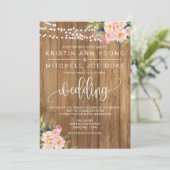 Rustieke Roze Bloemen en Hout Bruiloft Uitnodiging (Staand voorkant)