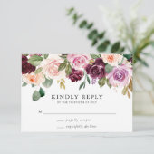 Rustieke Roze Bourgogne en Paarse Bloemen bruiloft RSVP Kaartje (Staand voorkant)