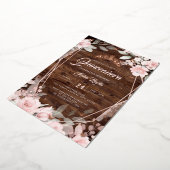 Rustieke Roze Gouden Bloemige Vlinder Quinceanera  Folie Uitnodiging (Gedraaid)