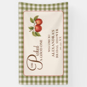 Rustieke Saliegroene Gingham Appel Bruiloftsborrel Spandoek (Verticaal)