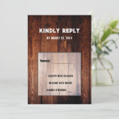 Rustieke schuur hout landelijke land bruiloft RSVP Kaart (Staand voorkant)