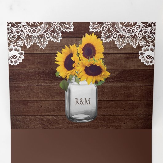 Rustieke schuur hout zonnebloemen metselaar kant b drieluik uitnodiging (Binnenzijde eerst)