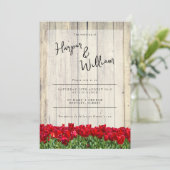 Rustieke schuur met rode tulpen bruiloft kaart (Staand voorkant)