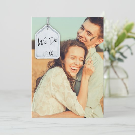 Rustieke Scrapbook Foto op Trend Bruiloft uitnodig Kaart (Staand voorkant)