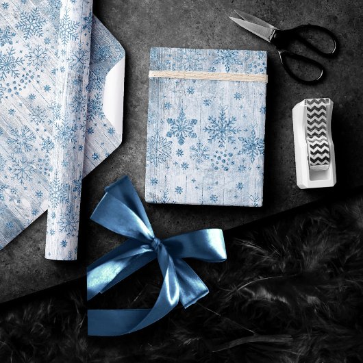 Rustieke sneeuwvlokken | Stoffig blauw Scandinavis Cadeaupapier