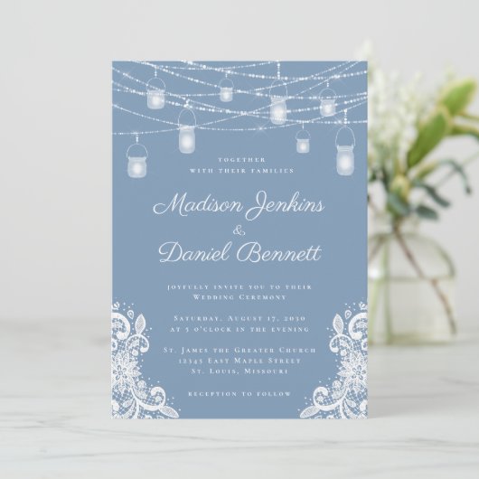 Rustieke Stoffige Blauwe Lichten Bruiloft Uitnodig Kaart (Staand voorkant)