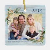 Rustieke strand hout zeesterren familie foto Kerst Keramisch Ornament (Voorkant)