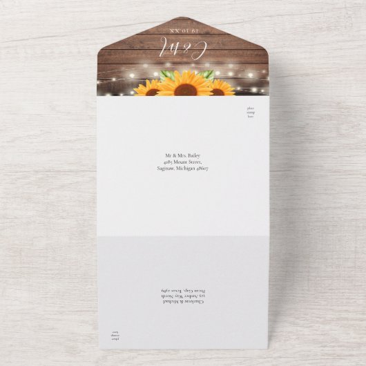 Rustieke String Lights QR Code Zonnebloemen Bruilo All In One Uitnodiging (Buitenkant)