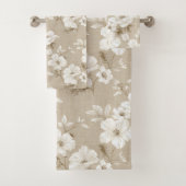 Rustieke Taupe Witte Bloemen Neutrale Badhanddoek Bad Handdoek (Insitu)
